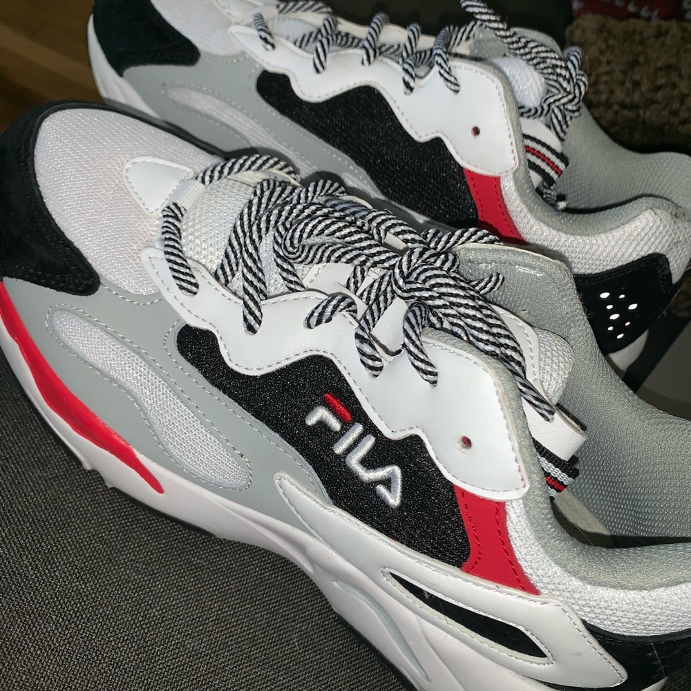 Fila Ray Tracer Athletic Shoe